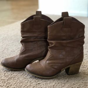 Short brown leather cowboy boots